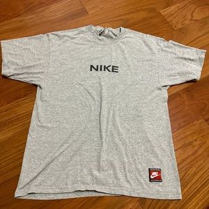 Vintage Nike Basketball Tee in Medium